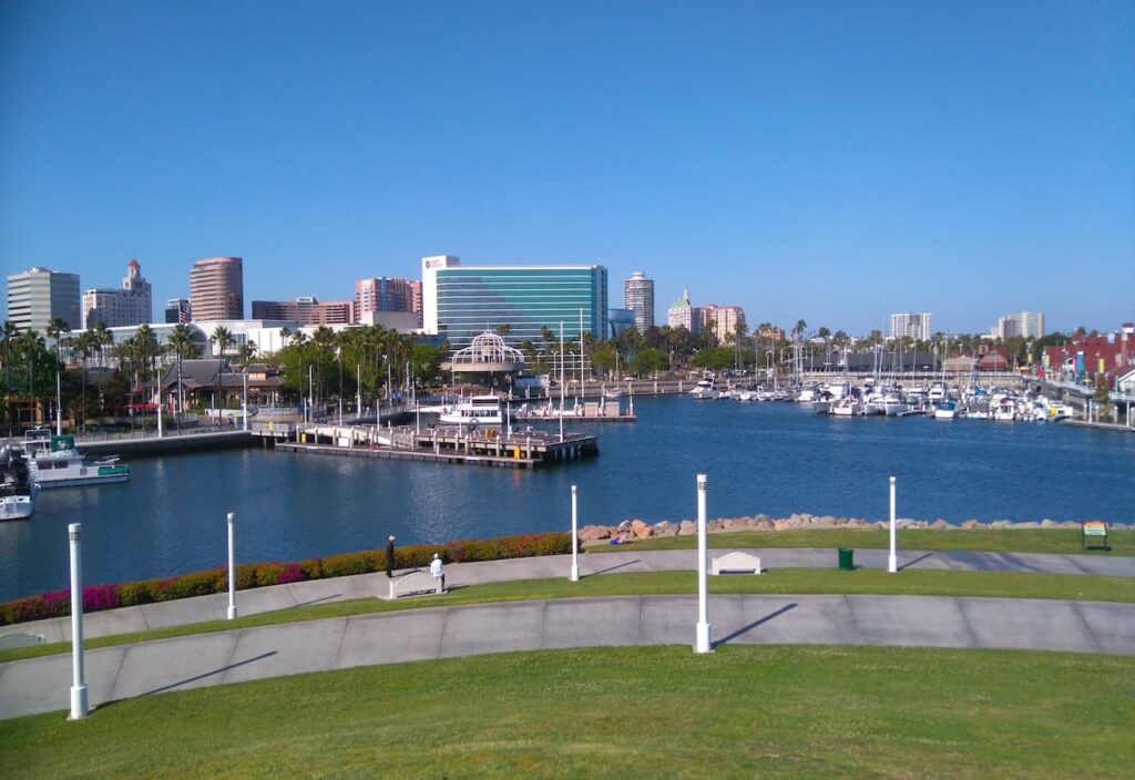 Thumbnail-For-Long Beach-Rainbow Harbour-By-Relislaw